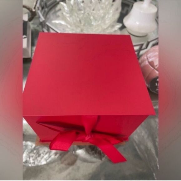 NEW Gift Box with Fill (Solid Red) for Christmas, Birthdays - Picture 3 of 12